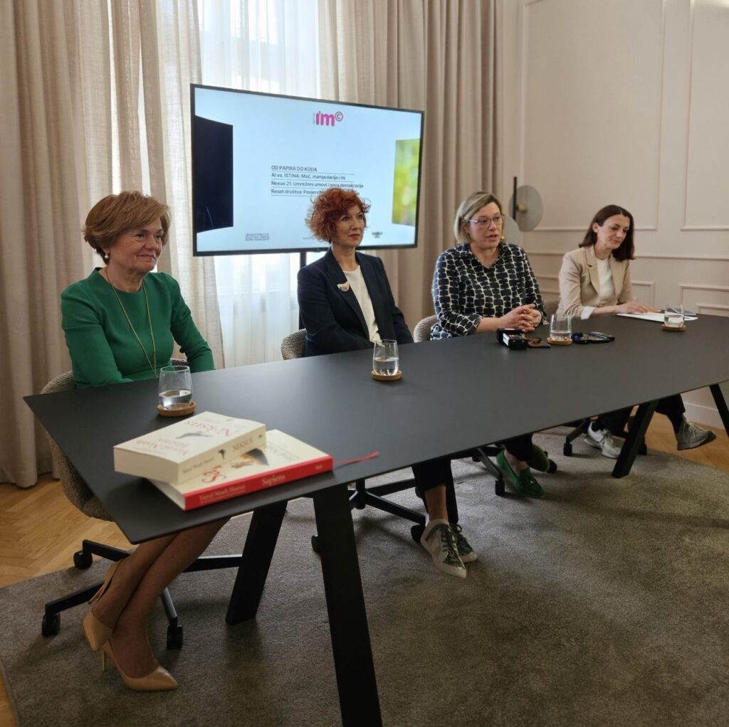 Ankica Mamić, vlasnica i direktorica Agencije IMC, prof.dr.sc. Marijana Grbeša s Fakulteta političkih znanosti Sveučilišta u Zagrebu i Ivana Dragičević, nagrađivana hrvatska vanjskopolitička novinarka, autorica i opinion leader.